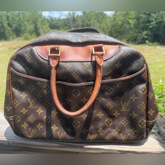 Louis Vuitton Handbags - Louis Vuitton Monogram Deauville